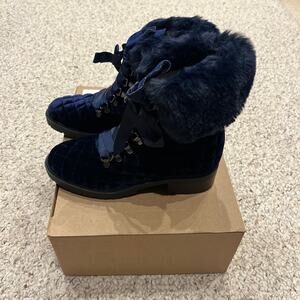 NEW Isaac Mizrahi Live Velvet Faux Fur Quilted Boots Sz 6 Navy
